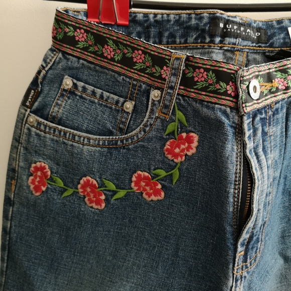 Jean - Picture 3 of 4